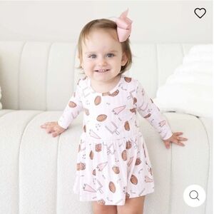 🌼$15 Caden Lane Twirl Touchdown Dress